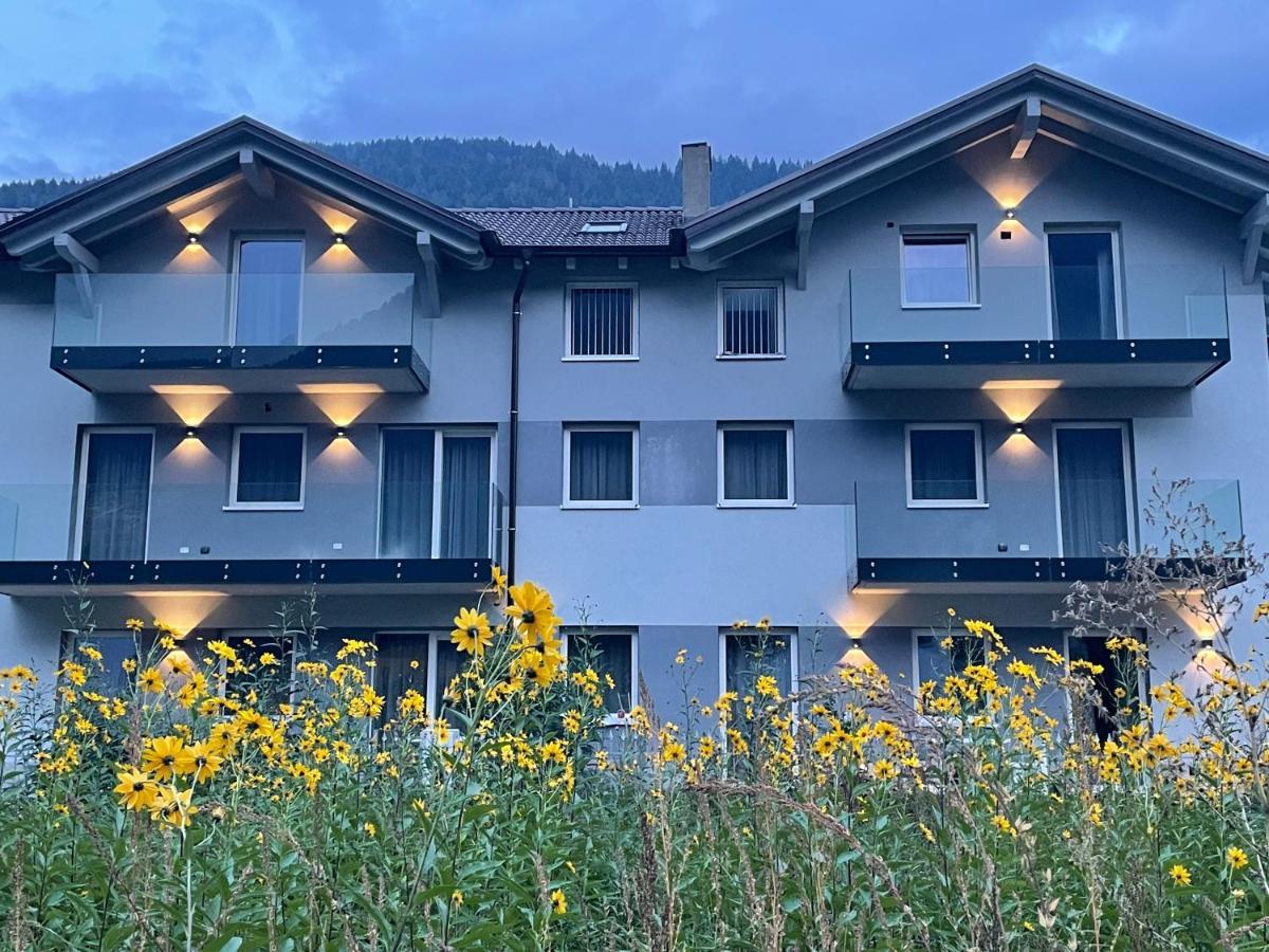 Rosensuite La Residenza Del Rosengarten Pinzolo Kültér fotó
